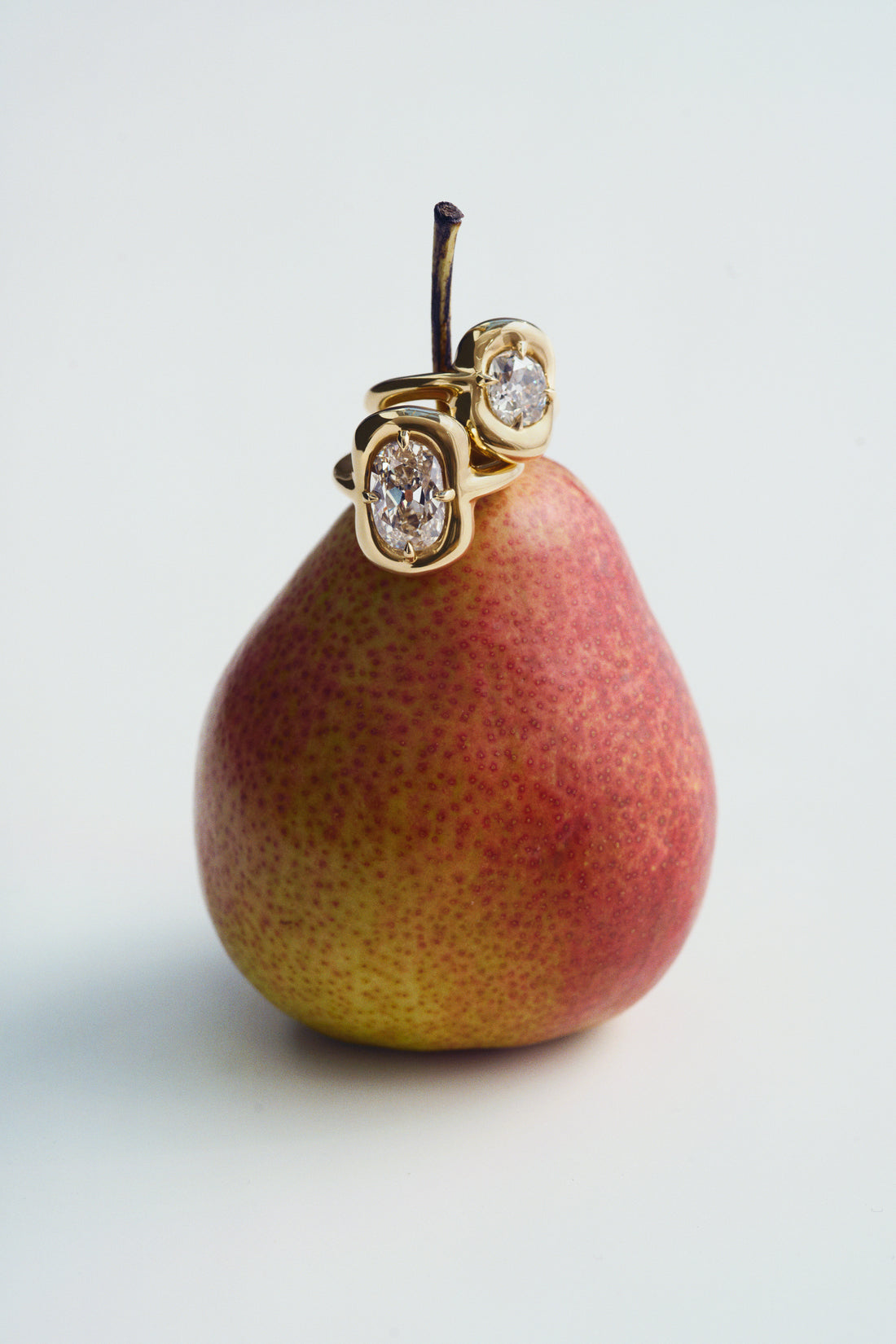 4.06ct Elongated Nebula