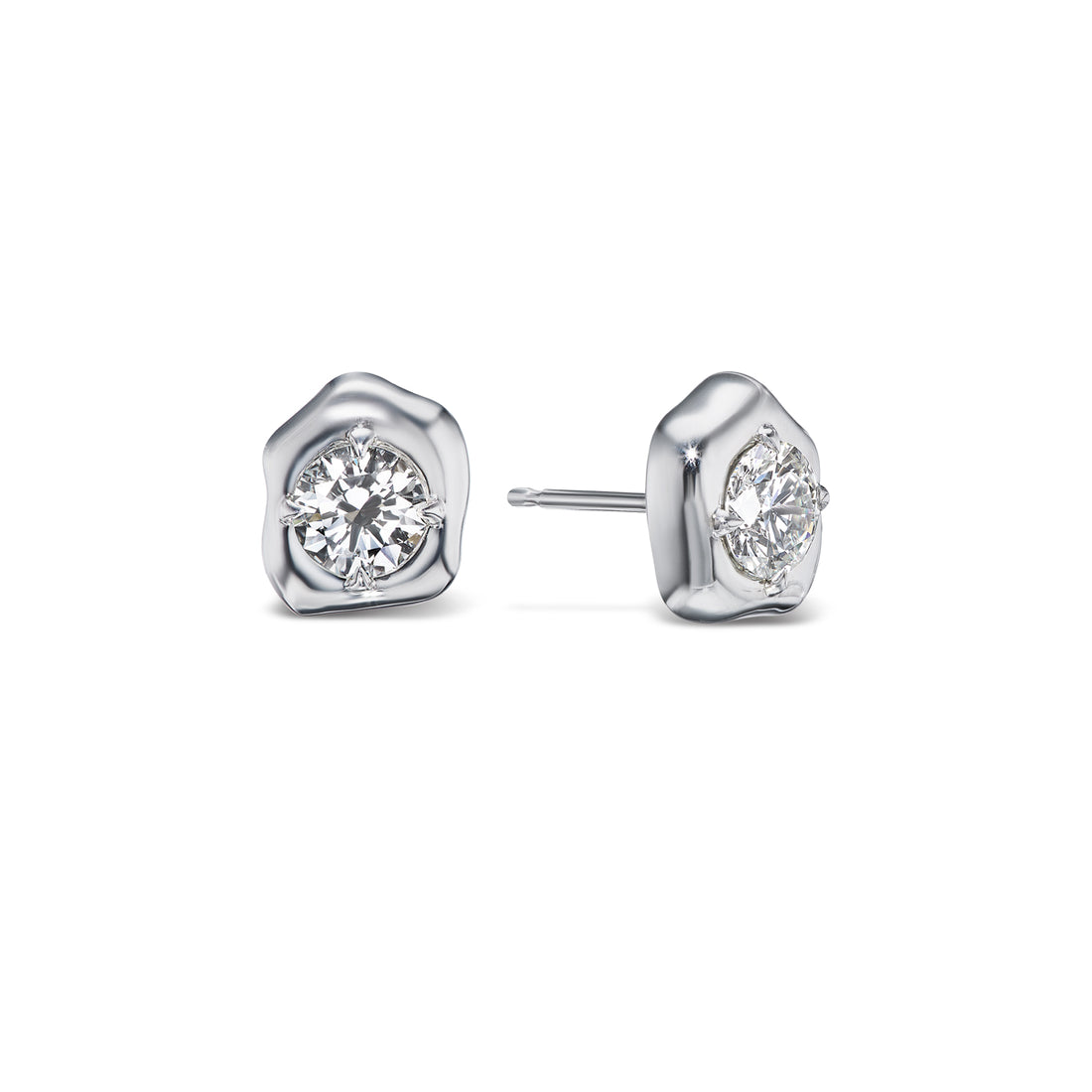 Medium Flora Studs in White Gold