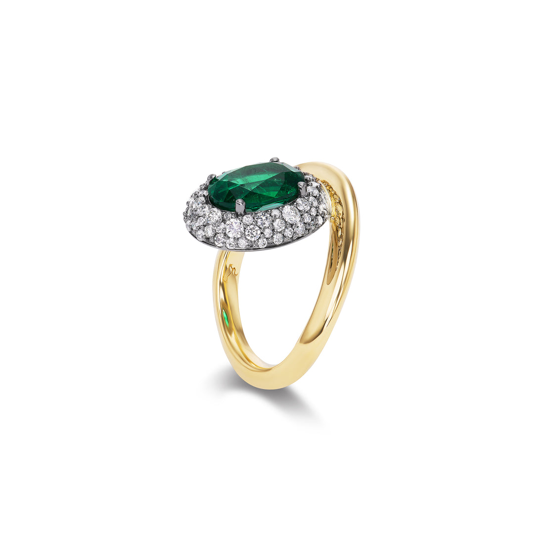 Emerald  Pavé Perch Ring