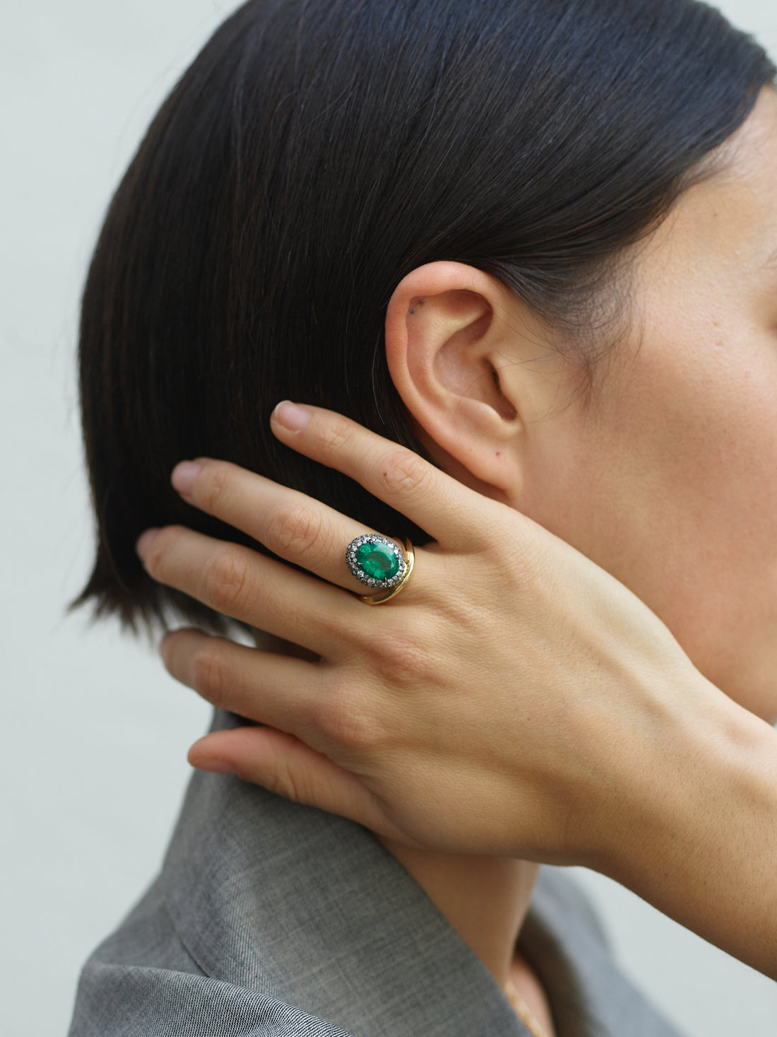 2.99ct Emerald Pavé Perch Ring